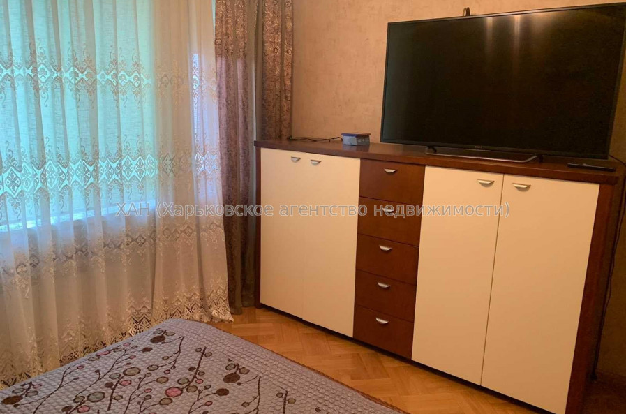 Продам дом, Ирининская ул. , 250 м², 5 сот., евроремонт 