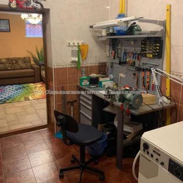 Продам дом, Ирининская ул. , 250 м², 5 сот., евроремонт 