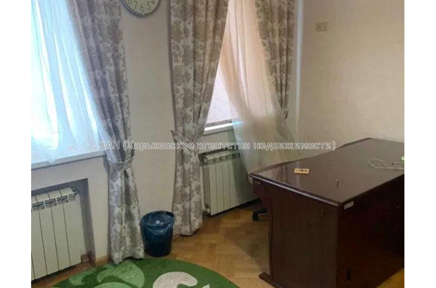 Продам дом, Ирининская ул. , 250 м², 5 сот., евроремонт 