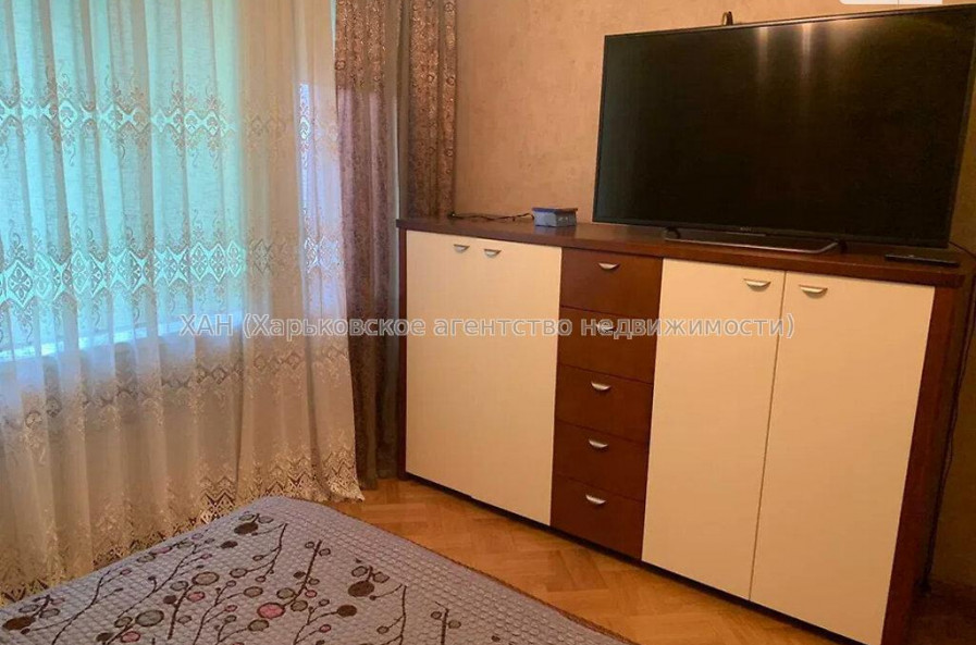 Продам дом, Ирининская ул. , 250 м², 5 сот., евроремонт 