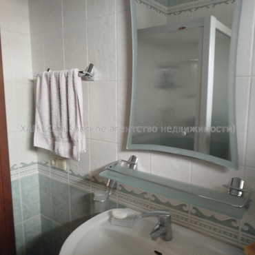 Продам дом, Ирининская ул. , 250 м², 5 сот., евроремонт 