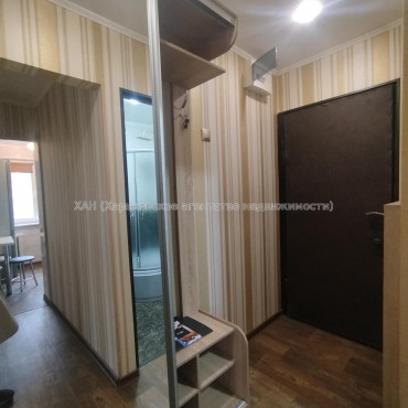 Продам квартиру, Богдана Хмельницкого бульв. , 2 кім., 44.90 м², капитальный ремонт 