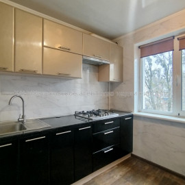 Продам квартиру, Богдана Хмельницкого бульв. , 2 кім., 44.90 м², капитальный ремонт