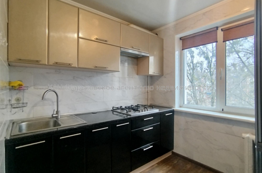 Продам квартиру, Богдана Хмельницкого бульв. , 2 кім., 44.90 м², капитальный ремонт 