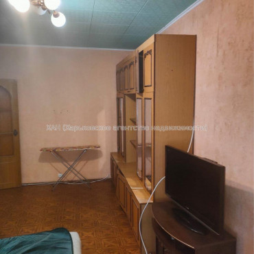 Продам квартиру, Аэрокосмический пр. , 1  ком., 29.60 м², советский ремонт 