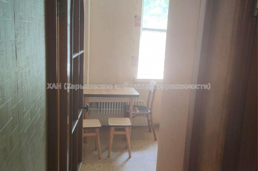 Продам квартиру, Аэрокосмический пр. , 1  ком., 29.60 м², советский ремонт 