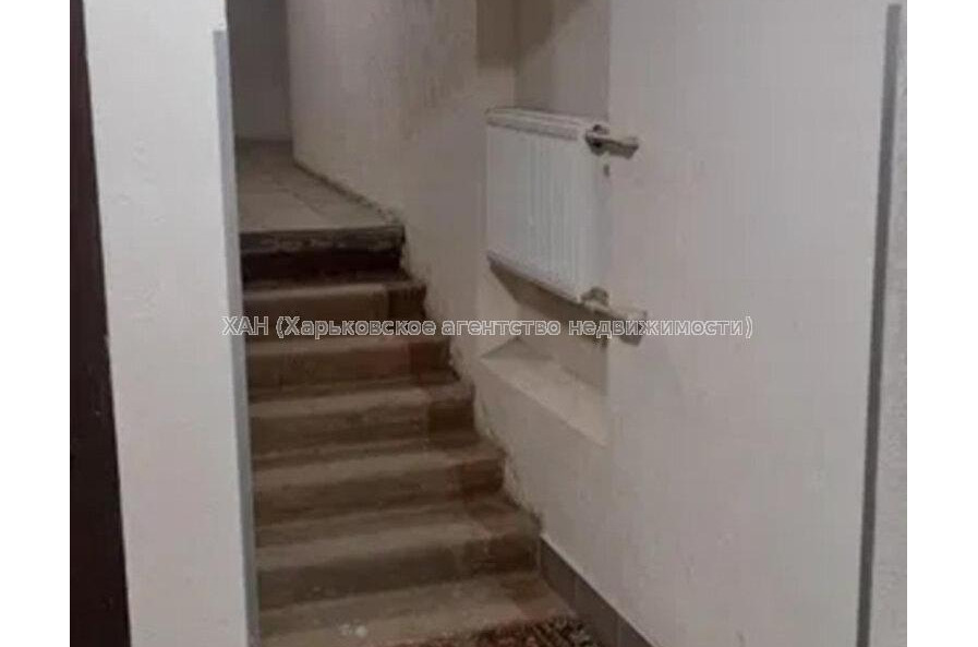 Продам квартиру, Любови Малой  просп. , 1 кім., 24 м², капитальный ремонт 