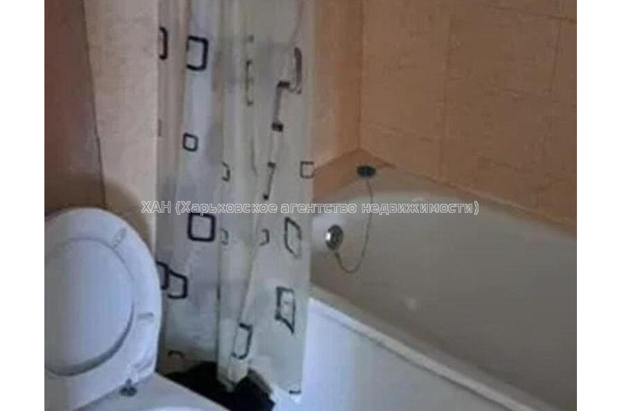 Продам квартиру, Любови Малой  просп. , 1 кім., 24 м², капитальный ремонт 