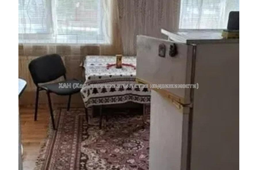 Продам квартиру, Любови Малой  просп. , 1  ком., 24 м², косметический ремонт 