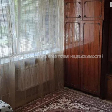 Продам квартиру, Любови Малой  просп. , 1  ком., 24 м², косметический ремонт 