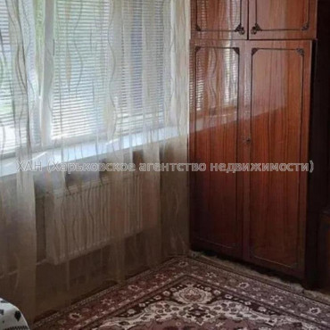 Продам квартиру, Любови Малой  просп. , 1 кім., 24 м², капитальный ремонт 