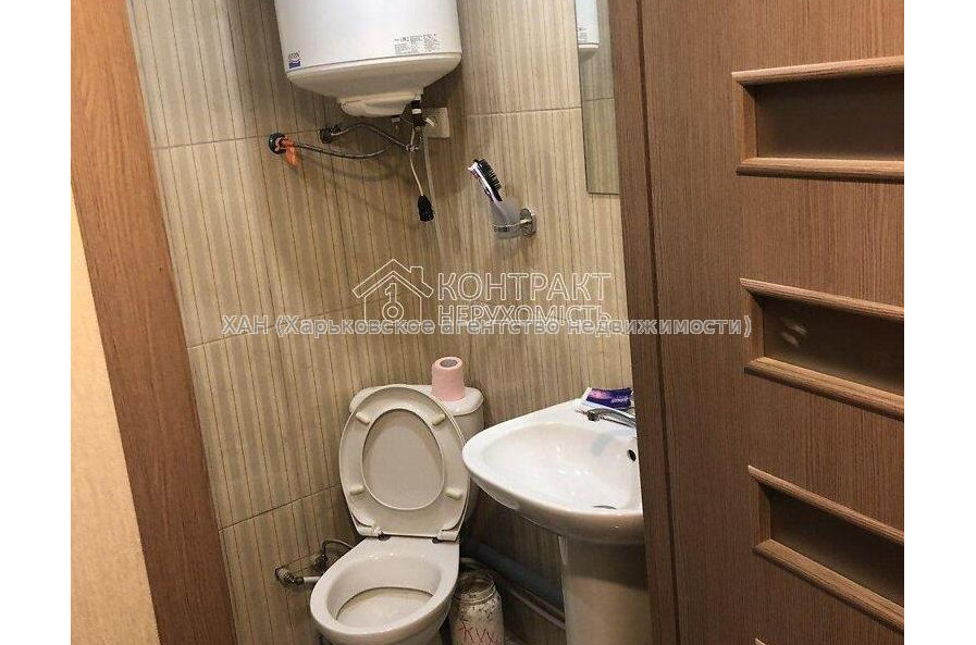 Продам квартиру, Льва Ландау просп. , 16 , 1  ком., 26 м², капитальный ремонт 