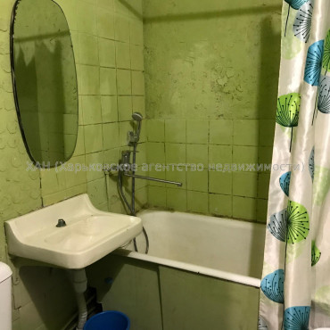 Продам квартиру, 187 , 1 кім., 31 м², советский ремонт 