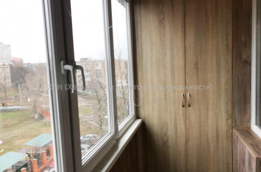 Продам квартиру, 187 , 1 кім., 31 м², советский ремонт 