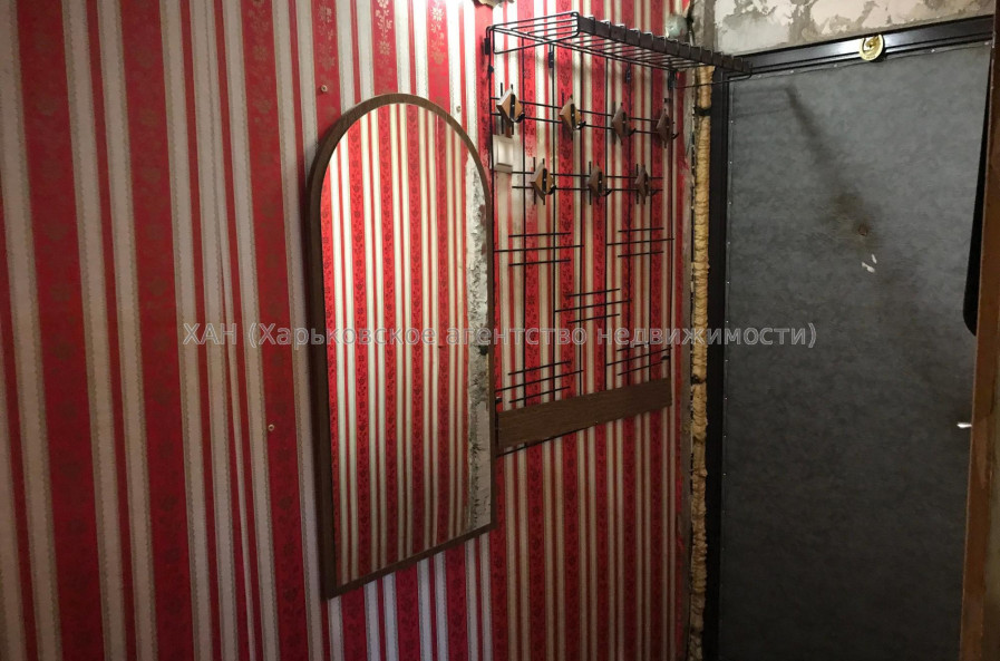 Продам квартиру, 187 , 1 кім., 31 м², советский ремонт 