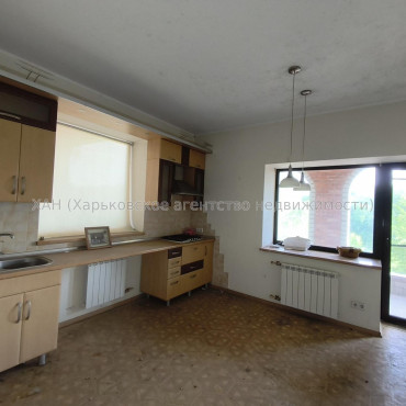 Продам дом, Заречный пер. , 241 м², 25 сот., капитальный ремонт 