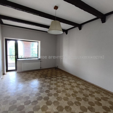 Продам дом, Заречный пер. , 241 м², 25 сот., капитальный ремонт 