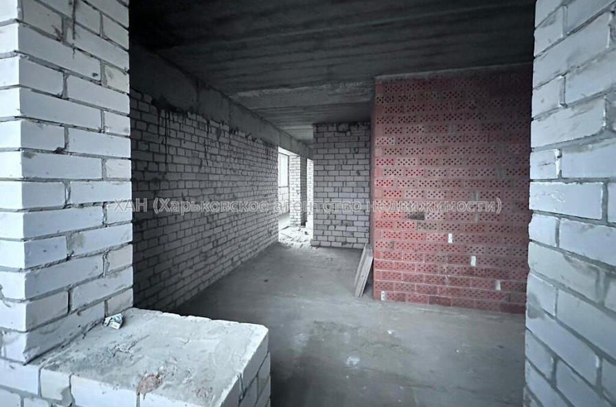 Продам квартиру, Полтавский Шлях ул. , 2  ком., 80 м², без внутренних работ 