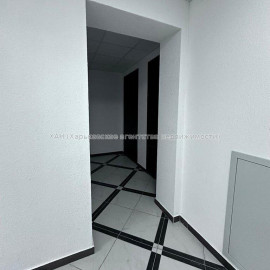 Продам квартиру, Полтавский Шлях ул. , 2  ком., 80 м², без внутренних работ