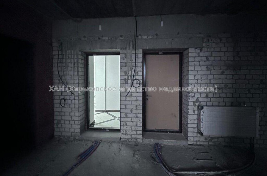 Продам квартиру, Полтавский Шлях ул. , 2  ком., 80 м², без внутренних работ 