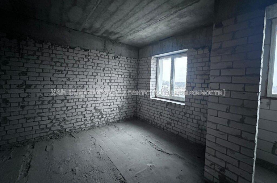 Продам квартиру, Полтавский Шлях ул. , 2  ком., 80 м², без внутренних работ 