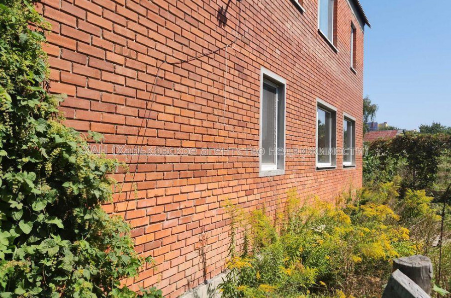 Продам дом, Аральская ул. , 278 м², 8 сот., советский ремонт 