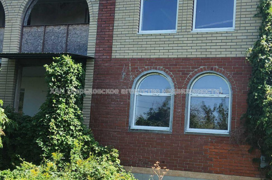 Продам дом, Аральская ул. , 278 м², 8 сот., советский ремонт 