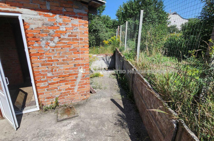 Продам дом, Аральская ул. , 278 м², 8 сот., советский ремонт 