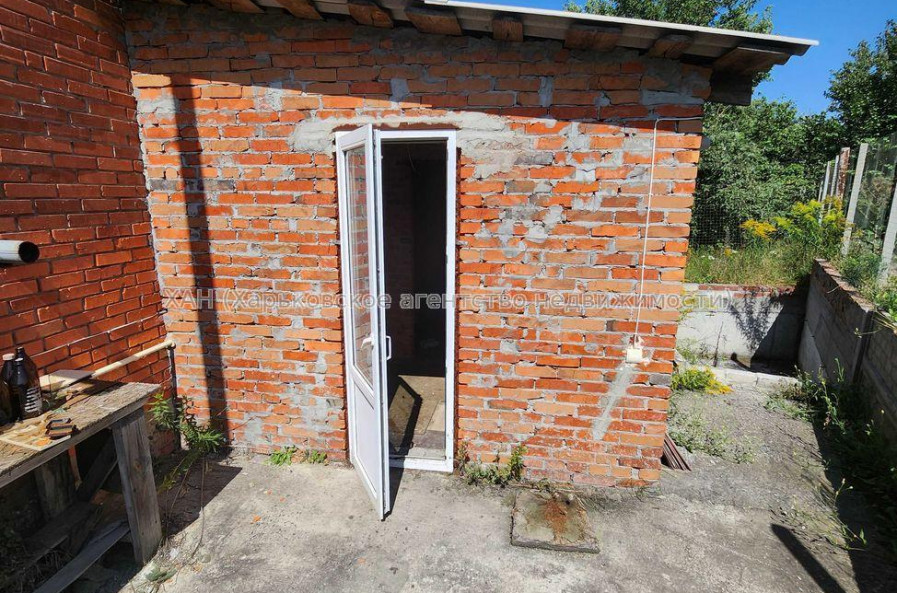 Продам дом, Аральская ул. , 278 м², 8 сот., советский ремонт 