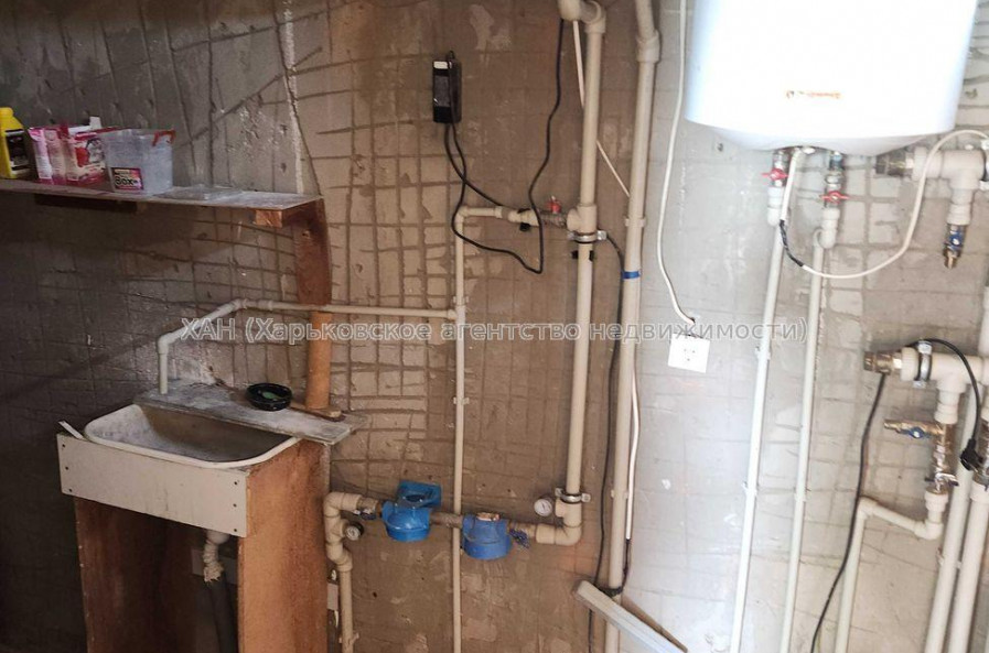 Продам дом, Аральская ул. , 278 м², 8 сот., советский ремонт 