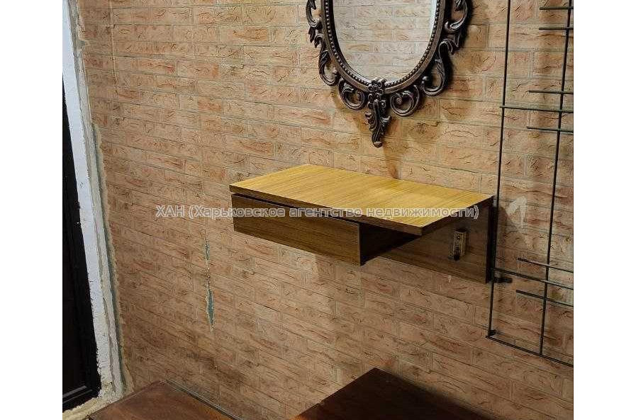 Продам квартиру, Жасминовый б-р , 6 , 1  ком., 30 м², советский ремонт 