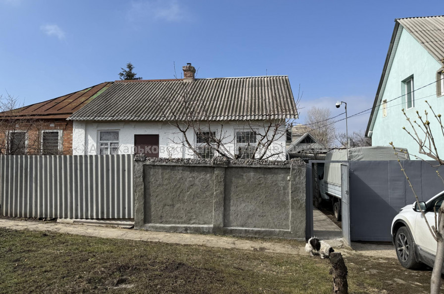 Продам дом, Нахичеванский пер. , 9 , 100 м², 5 сот., косметический ремонт 