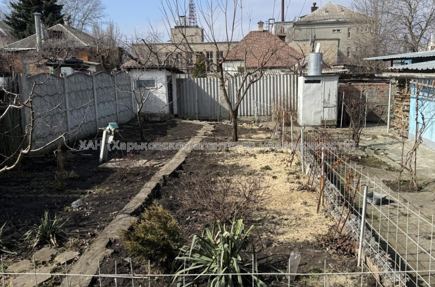 Продам дом, Нахичеванский пер. , 9 , 100 м², 5 сот., косметический ремонт 