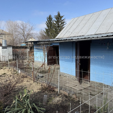 Продам дом, Нахичеванский пер. , 9 , 100 м², 5 сот., косметический ремонт 