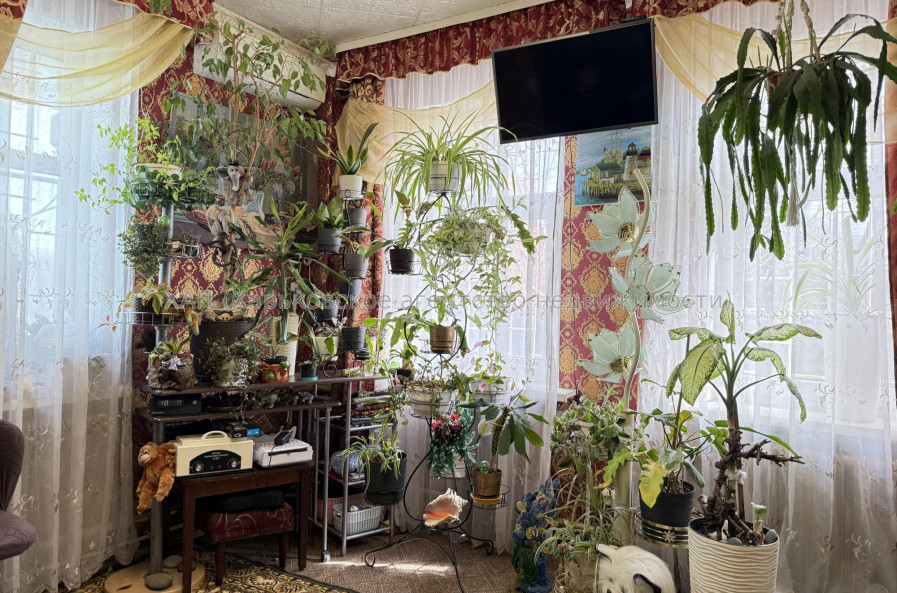 Продам дом, Нахичеванский пер. , 9 , 100 м², 5 сот., косметический ремонт 