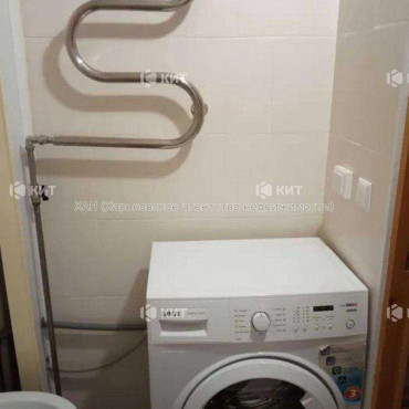 Продам квартиру, Зерновая ул. , 53Г , 2 кім., 45 м², капитальный ремонт 