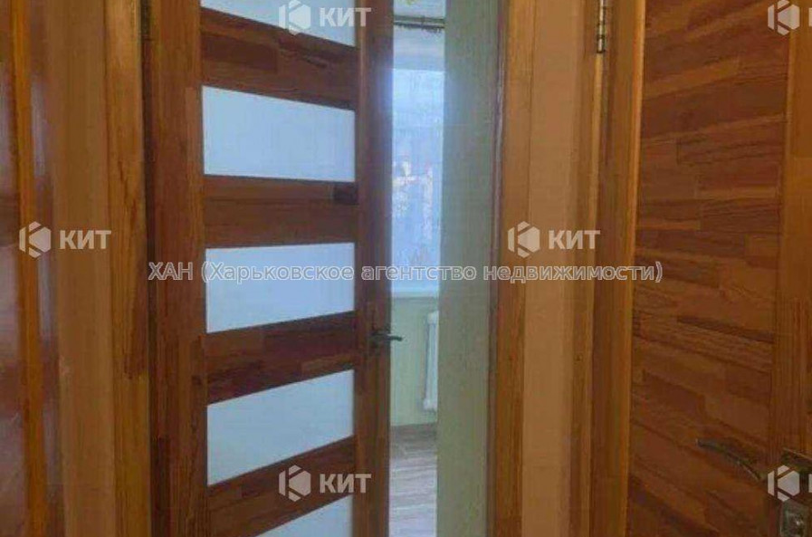 Продам квартиру, Зерновая ул. , 53Г , 2 кім., 45 м², капитальный ремонт 