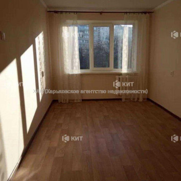 Продам квартиру, Зерновая ул. , 53Г , 2 кім., 45 м², капитальный ремонт 