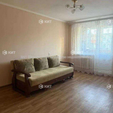 Продам квартиру, Зерновая ул. , 53Г , 2 кім., 45 м², капитальный ремонт 