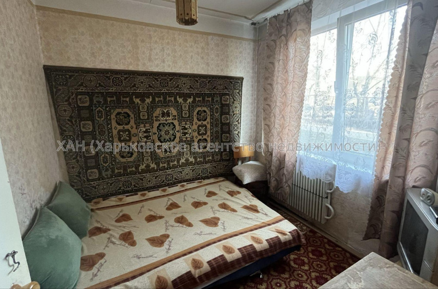 Продам квартиру, Академика Павлова ул. , 4  ком., 71 м², без ремонта 