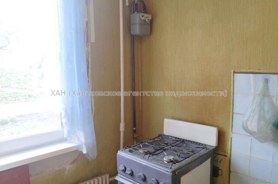 Продам квартиру, Академика Павлова ул. , 4 кім., 71 м², без ремонта 