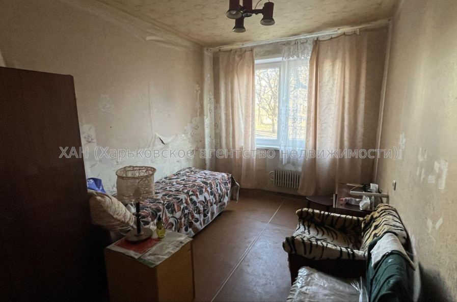 Продам квартиру, Академика Павлова ул. , 4  ком., 71 м², без ремонта 