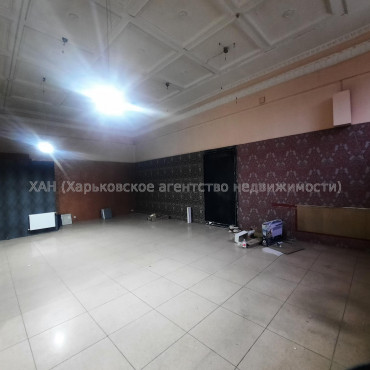 Сдам нежилую недвижимость, помещение свободного назначения , 260 м², косметический ремонт 