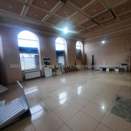 Сдам нежилую недвижимость, помещение свободного назначения , 260 м², косметический ремонт