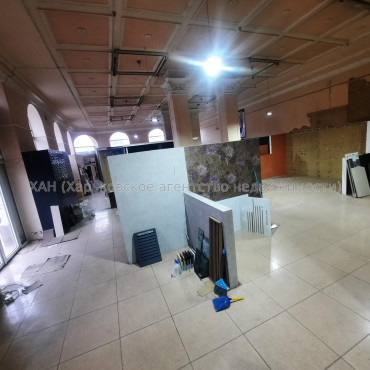 Сдам нежилую недвижимость, помещение свободного назначения , 260 м², косметический ремонт 