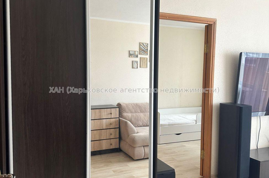 Продам квартиру, Шекспира пер. , 2 кім., 46.60 м², капитальный ремонт 