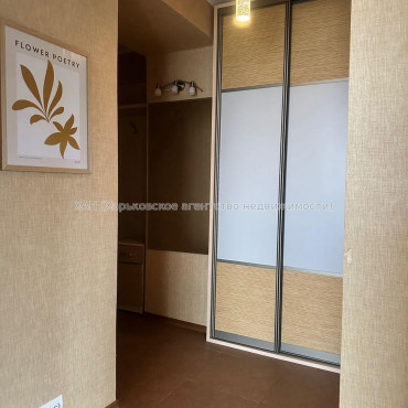 Продам квартиру, Шекспира пер. , 2 кім., 46.60 м², капитальный ремонт 