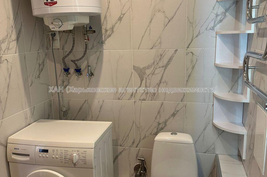 Продам квартиру, Шекспира пер. , 2 кім., 46.60 м², капитальный ремонт 