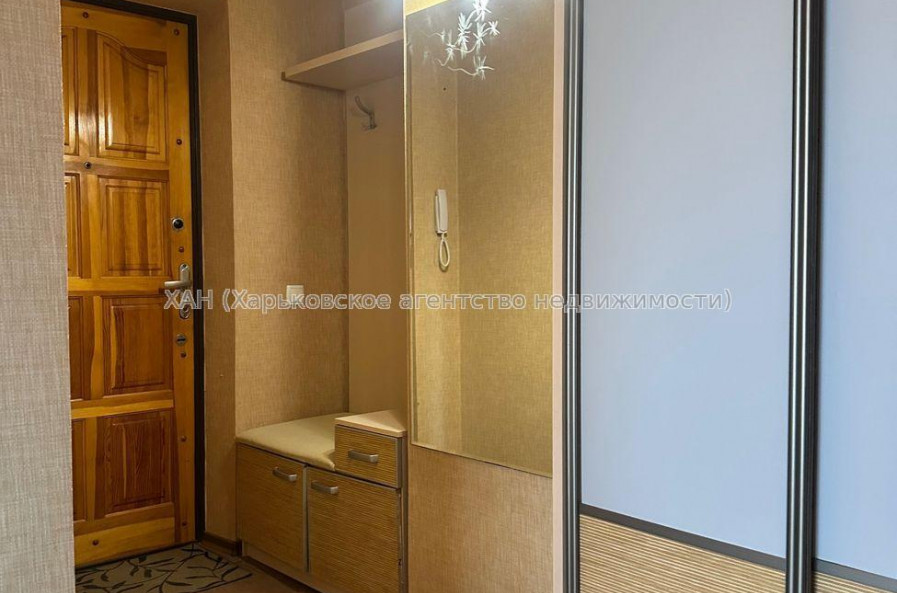 Продам квартиру, Шекспира пер. , 2 кім., 46.60 м², капитальный ремонт 