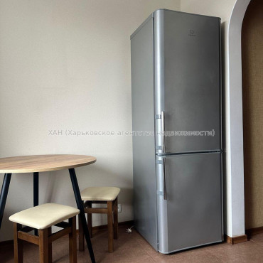 Продам квартиру, Шекспира пер. , 2 кім., 46.60 м², капитальный ремонт 